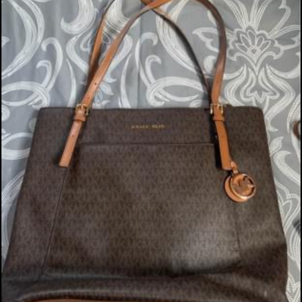 Authentic Michael Kors purse